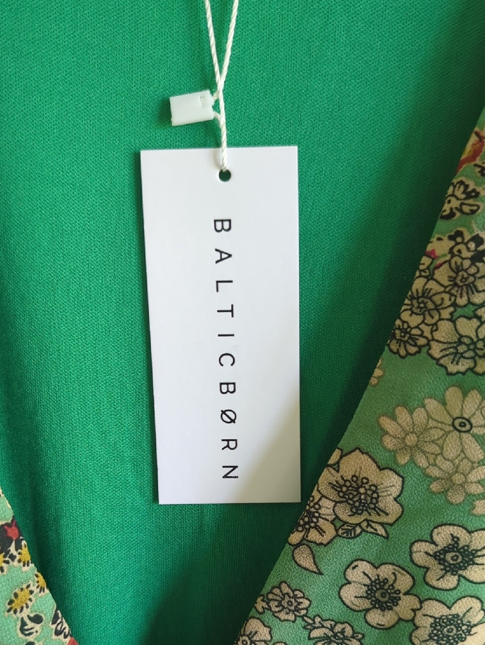 Baltic Born Bowman Deep V Green Floral Maxi Dress NWT - Picture 10 of 11